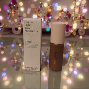 💃🏼 Rare Beauty Positive Light Tinted Moisturizer | 52W